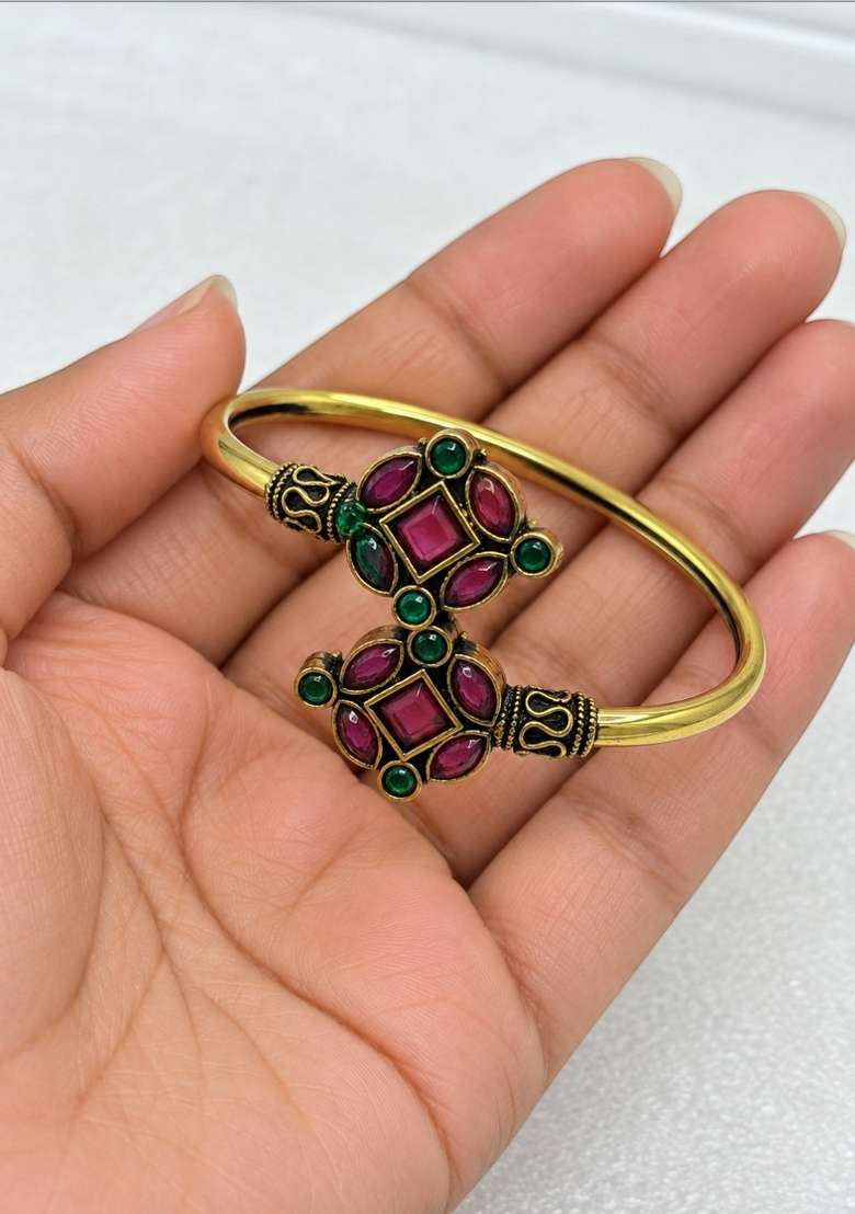 Golden Artificial Stones Alloy Bracelet - Indya