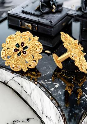 Traditional Alloy Gold Plated Round Stud Earrings