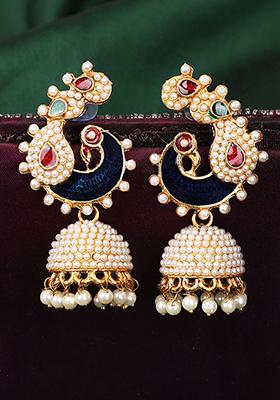 Off White Bead Dangler Earrings