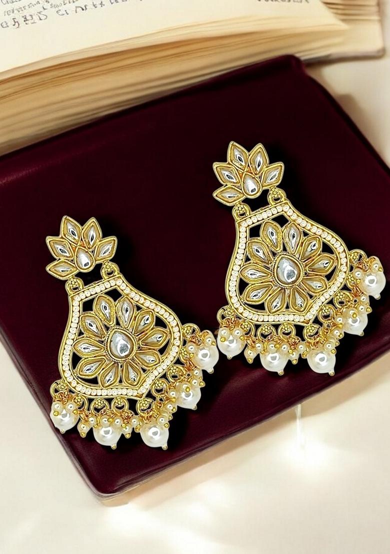 Gold Kundan Studded Earrings