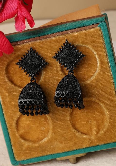 Black Pearl Earrings