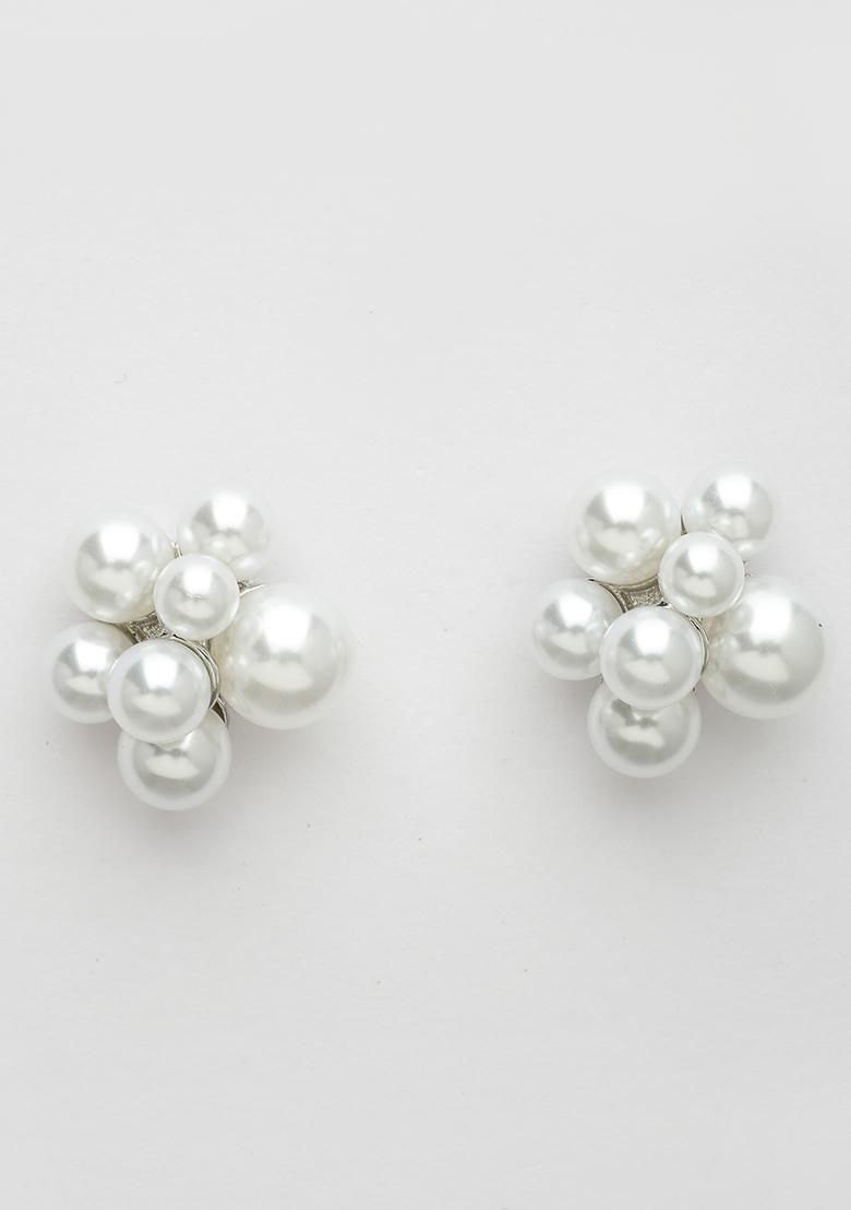 White Pearl Silver Plated Circular Studs Earring
