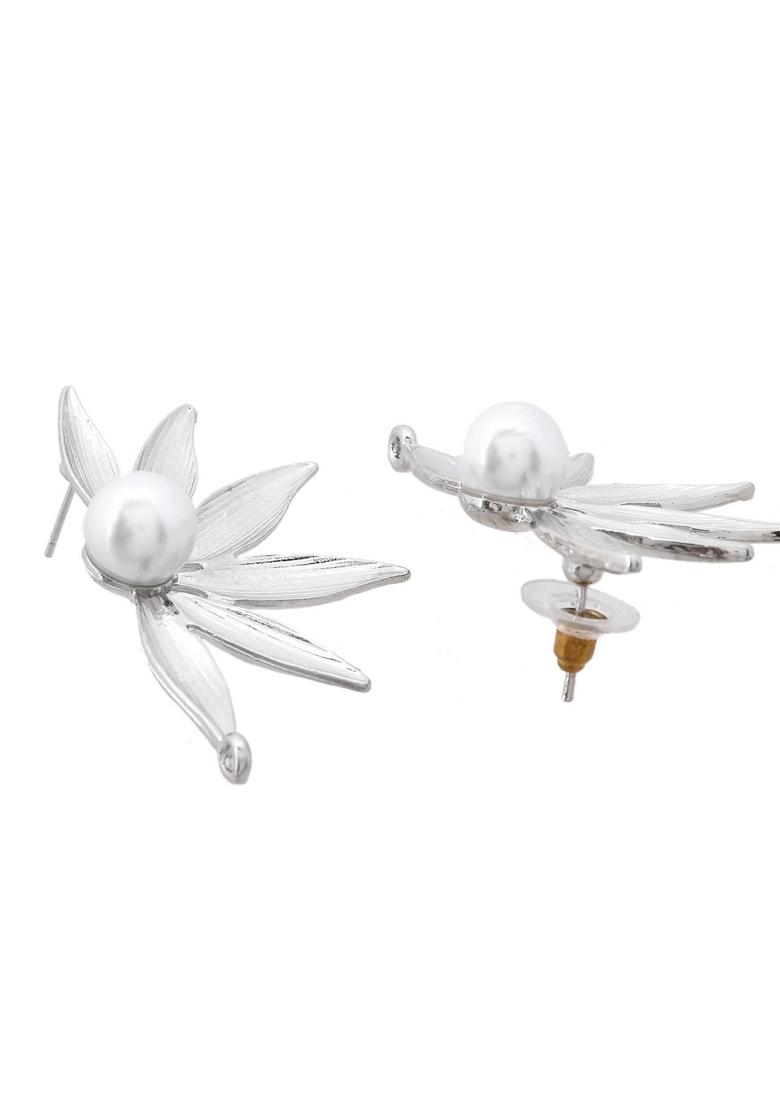 Silver Plated Stainless Steel Pearl Flower Shapped Studs