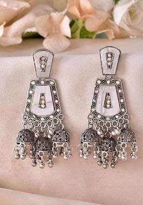 Silver Plated Moon Stone Studded Elegent Earrings