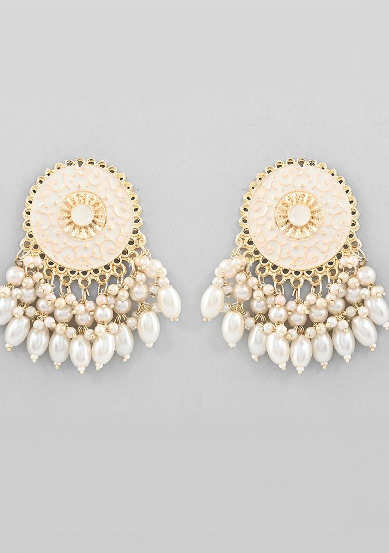 White Circular Earrings With Pearls