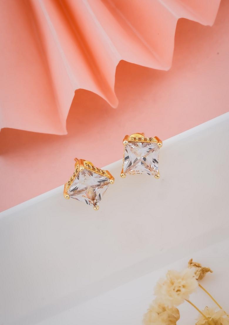 White Kundan Studed Gold Plated Stud Earrings