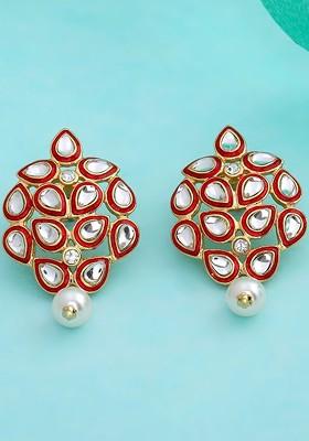 Red Solid Jewellery Earrings