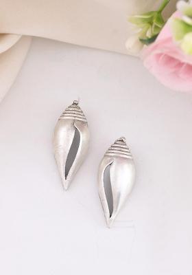 Silver Plted Classic Shankh Shape Earrings