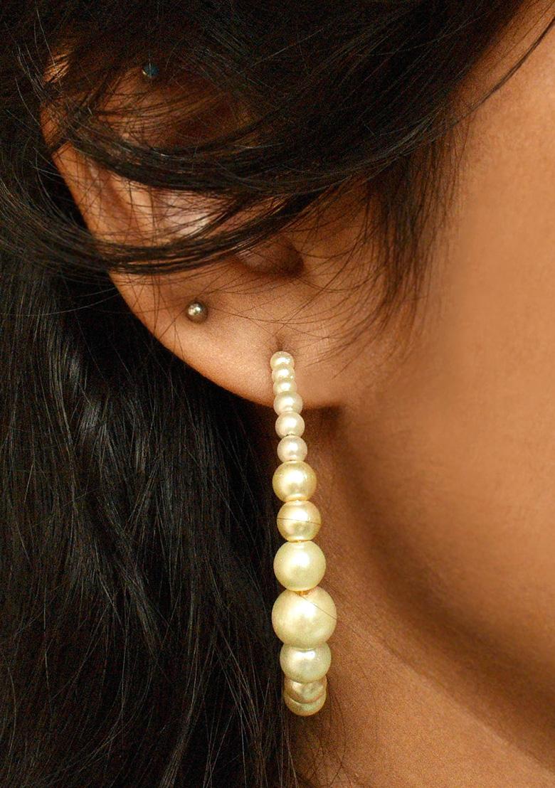 White Mixed Alloy Peppy Pearl Half Hoop Earring Earrings