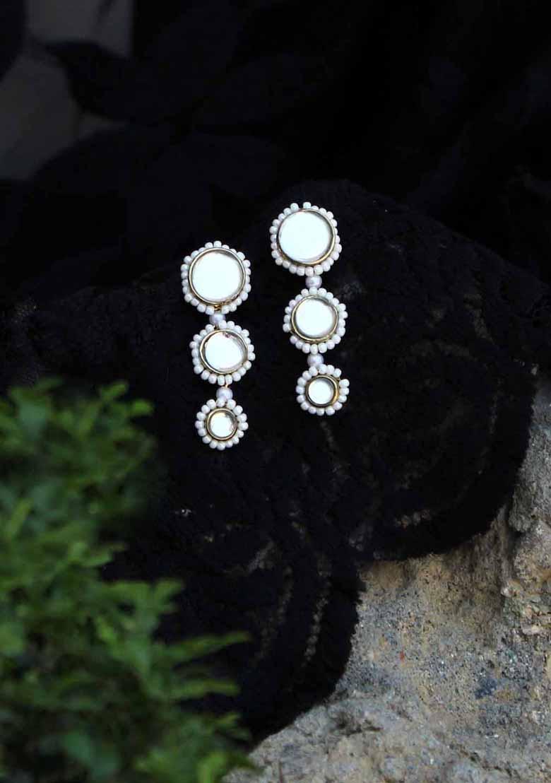 White Mixed Alloy Round Bound Earrings Earrings
