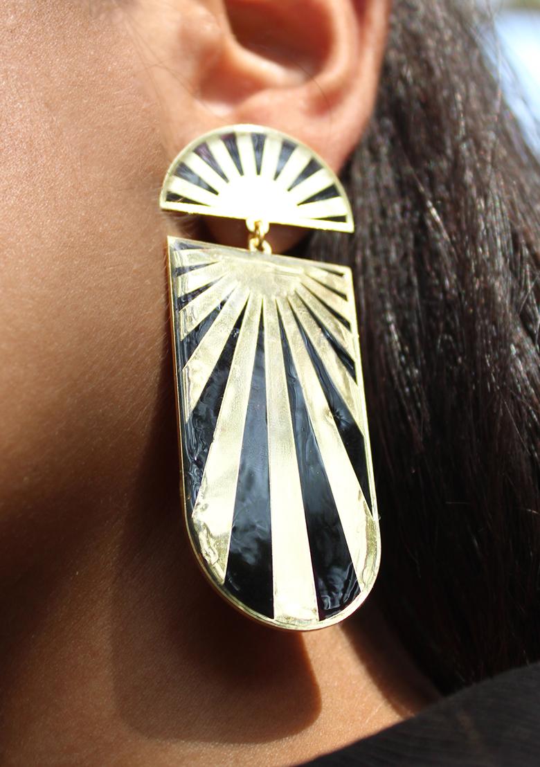 Black Stainless Steel Black Rays Resin Earrings