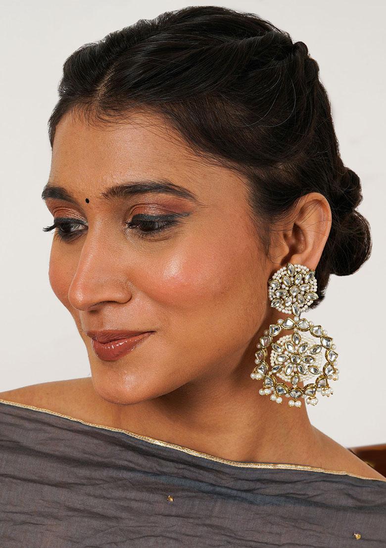 White Mixed Alloy Handcrafted Kundan Flower Stud Earrings With Pearl Fringe Earrings