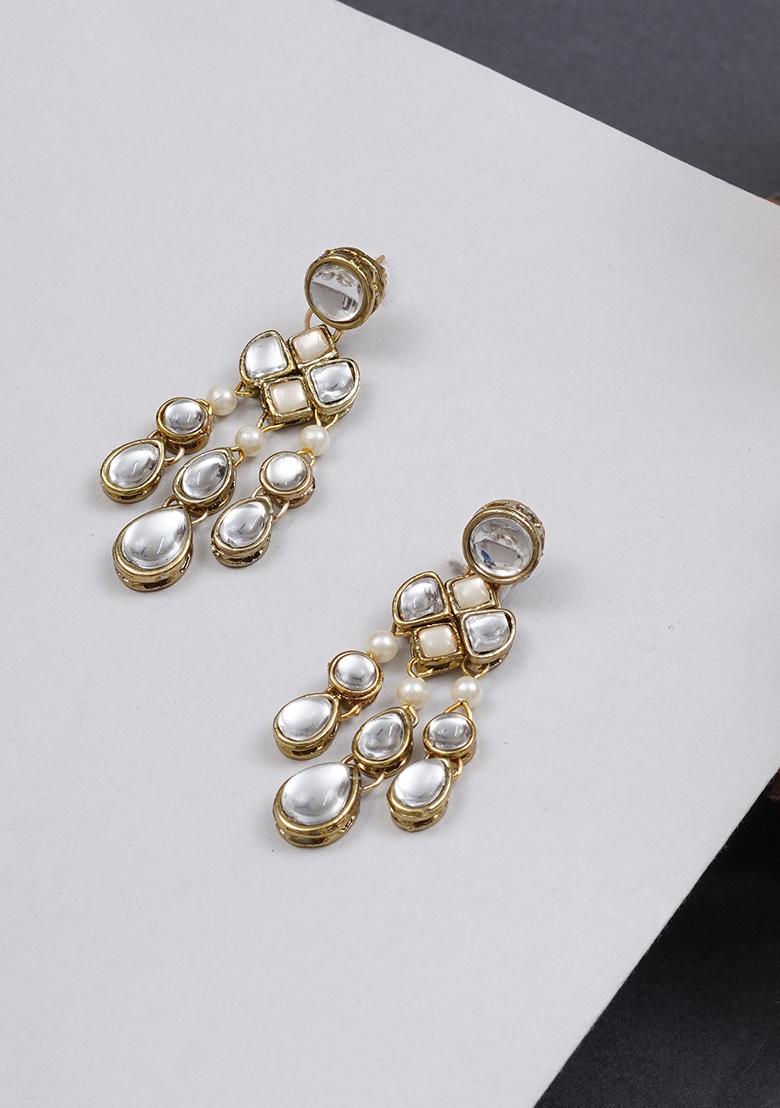 Off White Mixed Alloy Droopy Kundan Earrings Earrings