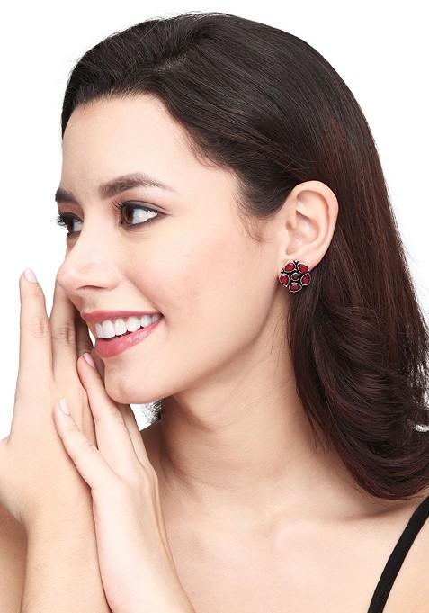 Contemporary Studs Earrings