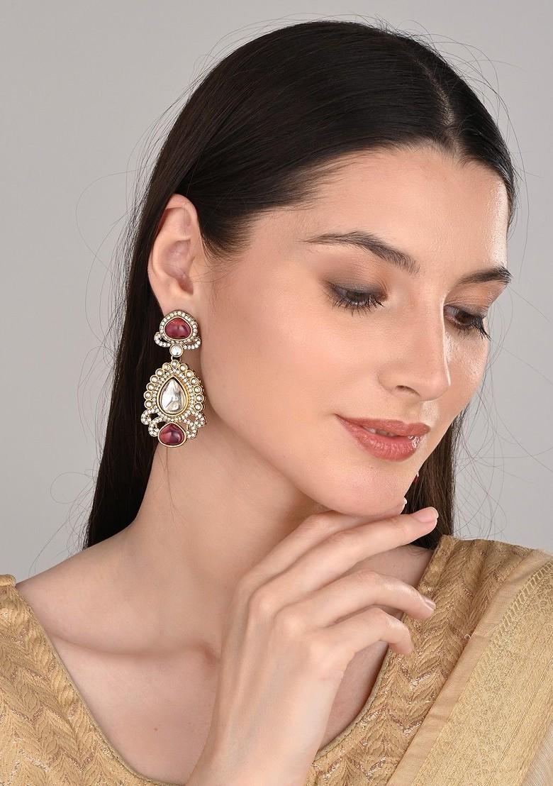 Gold Plated Kundan Studded Teardrop Shaped Drop Earrings