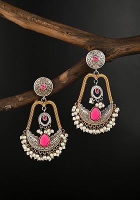 Gold Plated Artificial Stones Studded And Beaded Contemporary Drop Earrings