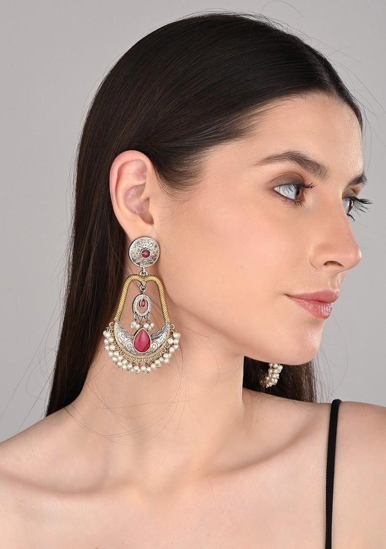 Gold Plated Artificial Stones Studded And Beaded Contemporary Drop Earrings