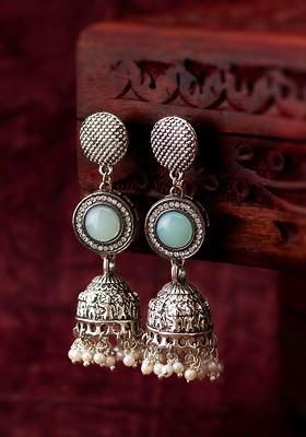 Silver Kundan Studded Classic Drop Earrings
