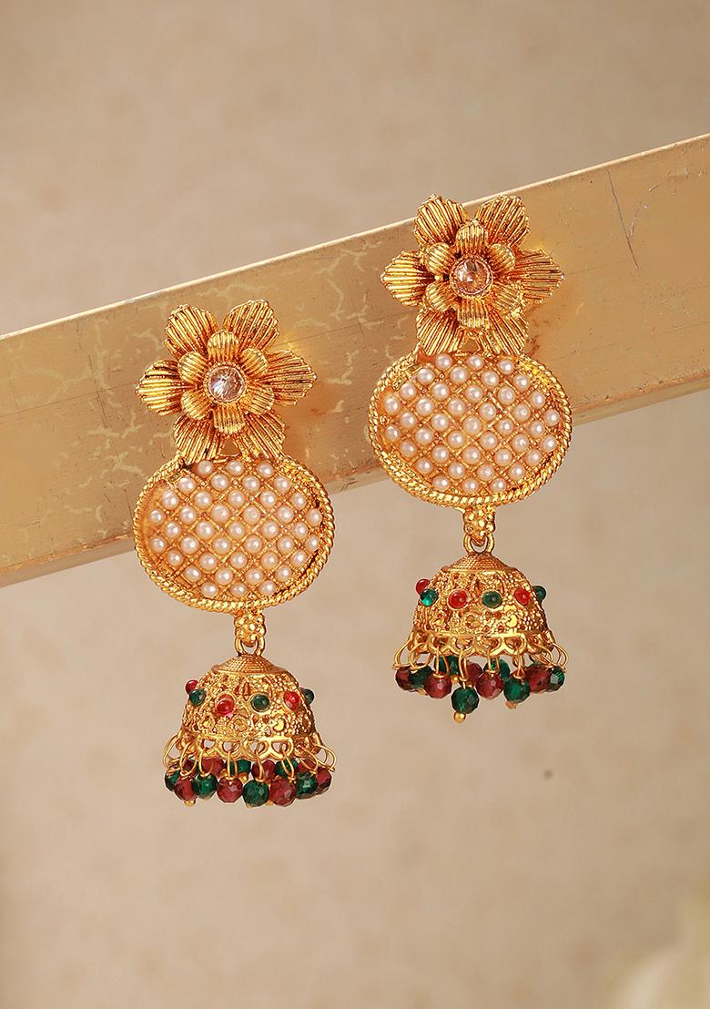 Gold Plated Floral Shaped Kundan And Pearl Studded Jhumka Earrings