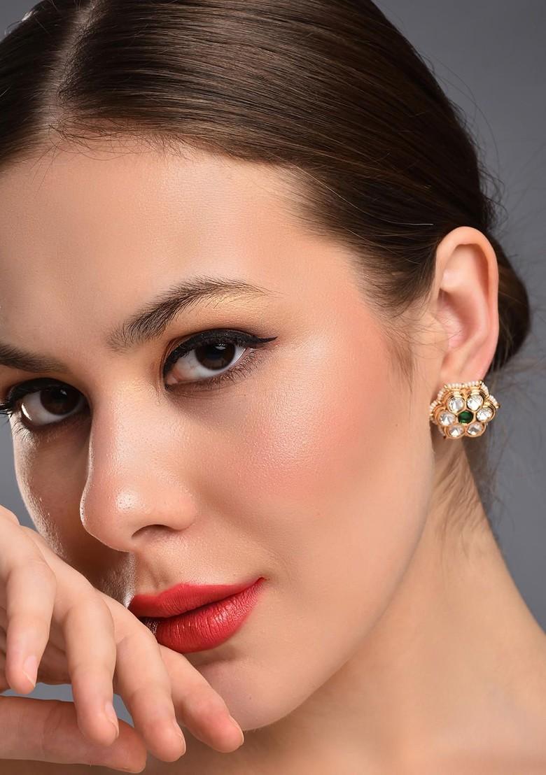 White Contemporary Circular Studs Earrings