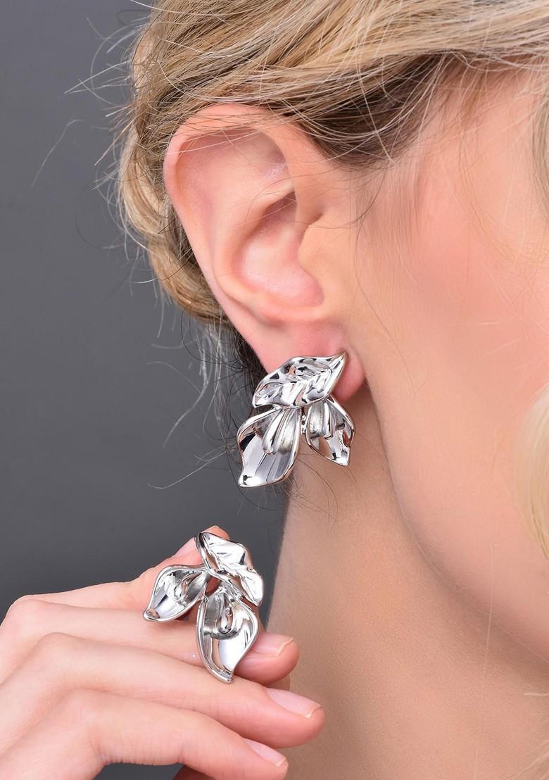 Silver Contemporary Leaf Shaped Studs Earrings