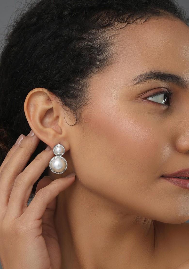 White Contemporary Contemporary Drop Earrings