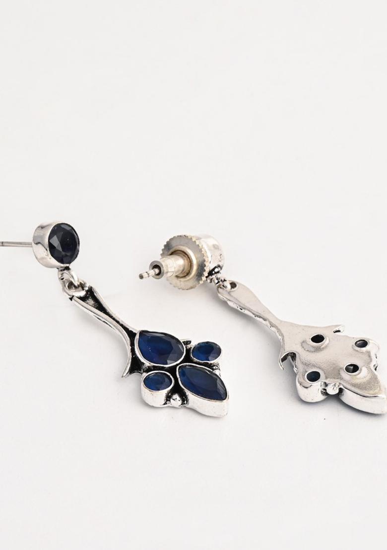 Silver Oxidised Finish Drop Earring With Ad Stone Mint  