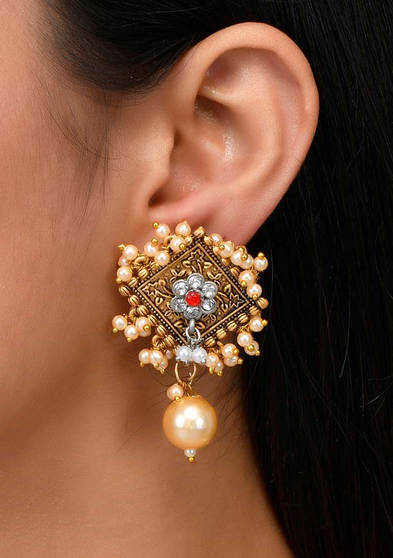 Small Pearl Elegance Earrings - Indya