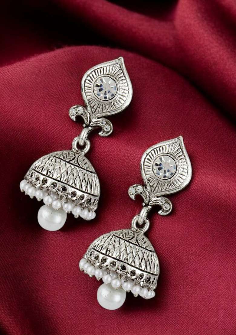 Silver Plated White Stone And Pearls Drop Jhumka Earrings - Indya