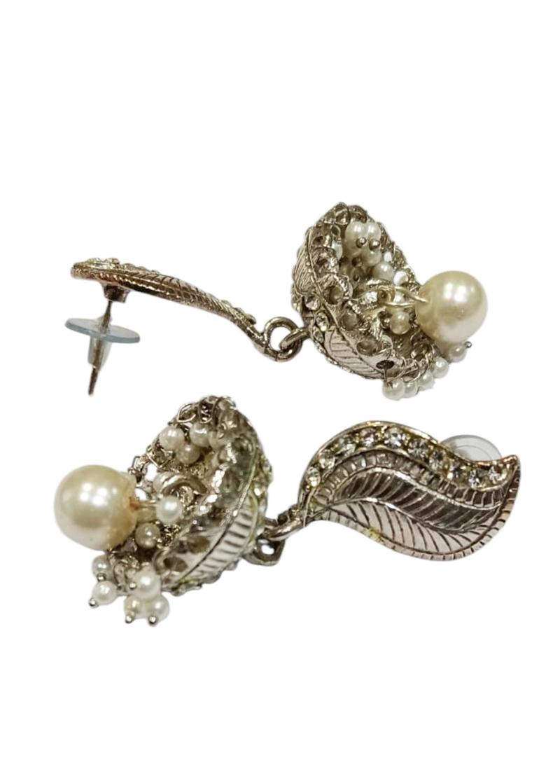 Paisley Silver Plated White Stone And Pearl Studded Drop Earrings With White Drops - Indya