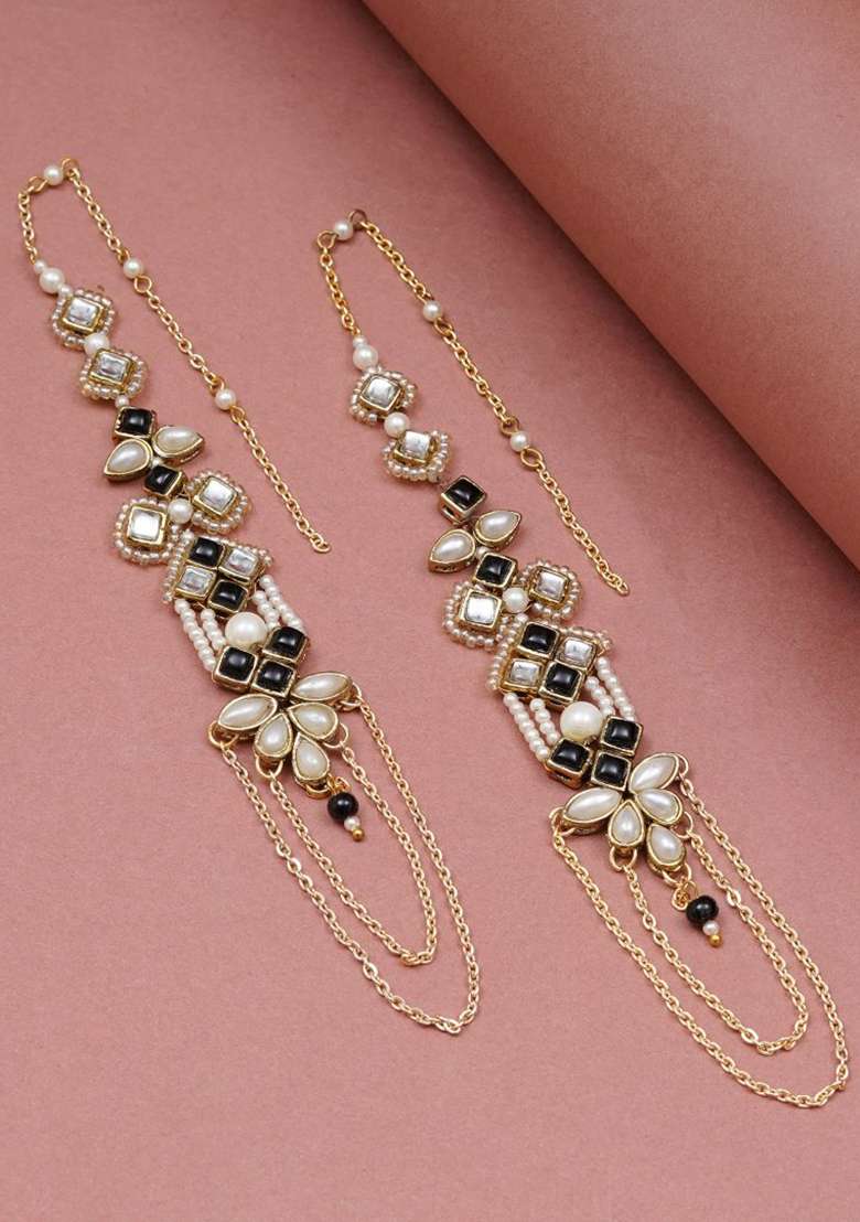 Black Glass Kundan Mixed Alloy Earrings - Indya