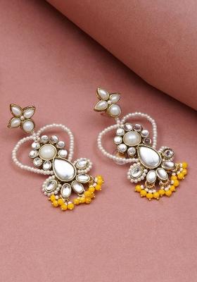 Yellow Glass Kundan Mixed Alloy Earrings
