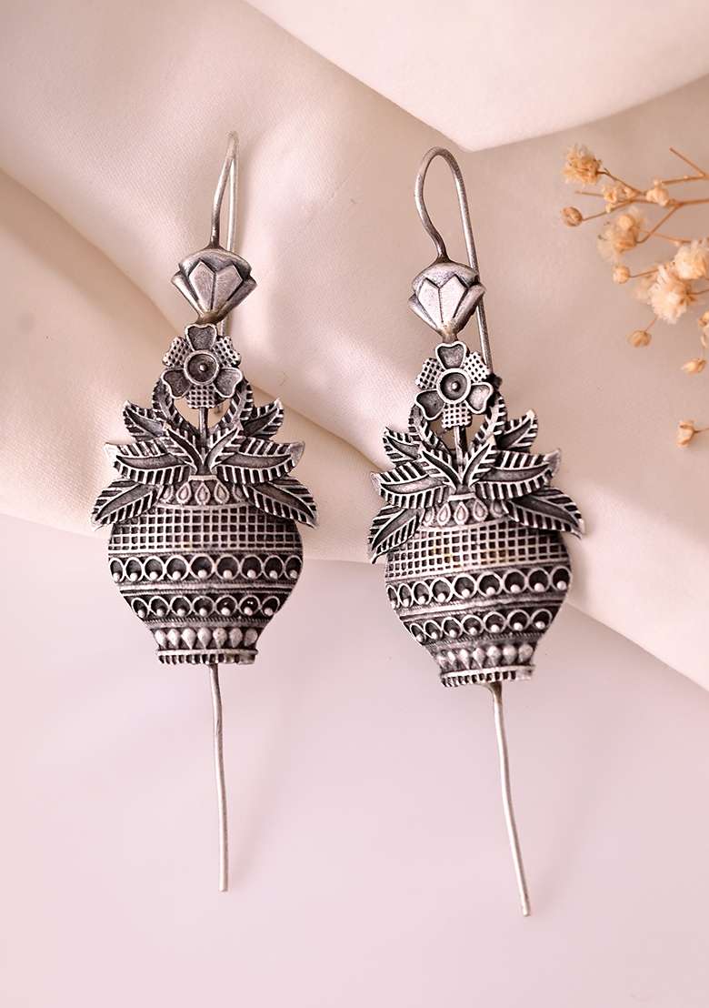 Silver Toned Designer Floral Shaped Ear Cuff - Indya