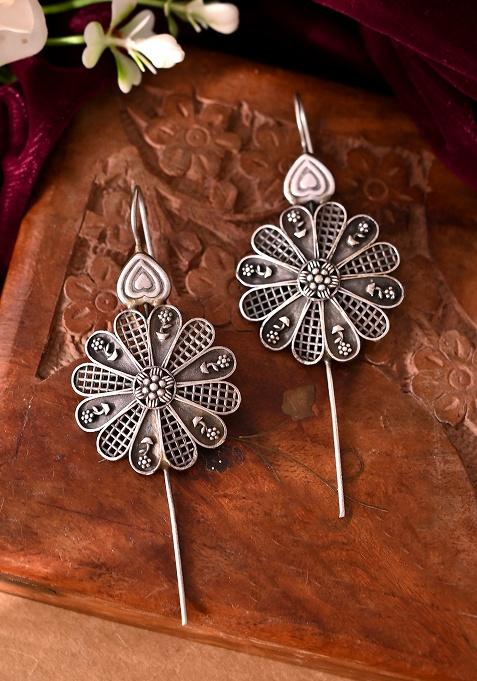 Silver Plated Flower Shaped Elegent Ear Cuff