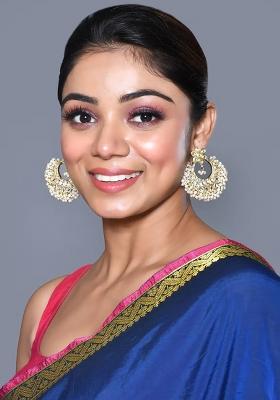 Golden White Brass Earring