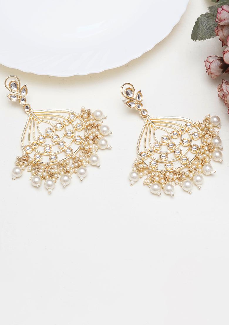 White And Golden Mixed Alloy Earring - Indya