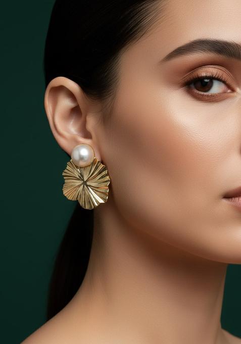 Golden Stainless Earrings Set