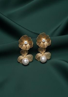 Golden Stainless Earrings Set