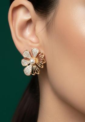 Golden Stainless Earrings Set