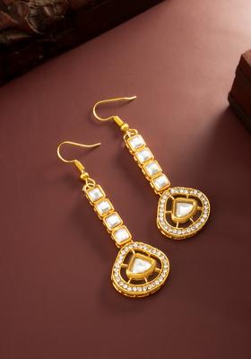 Golden Kundan Alloy Drop Earrings