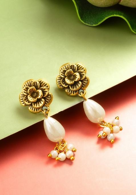 Golden Alloy Drop Earring