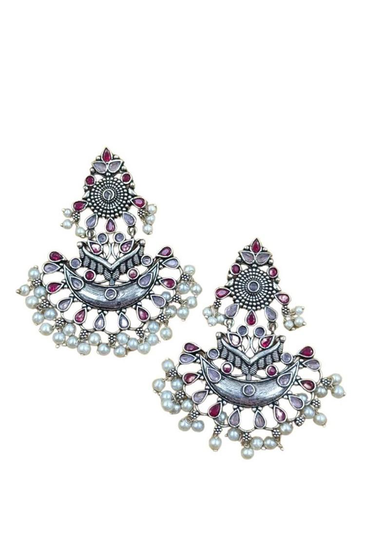 Silver Plated Artificial Stones Studded And Beaded Contemporary Drop Earrings