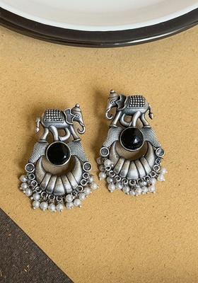 Silver Plated Artificial Stones Studded And Beaded Contemporary Drop Earrings