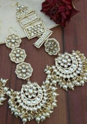 Gold Plated Kundan And Pearl Designer Dangler Earrings With Maang Tikka