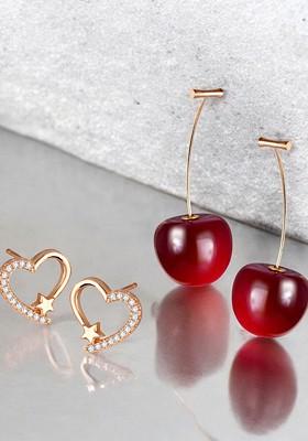 Set Of 2 Gold Plated Artificial Stones Studded Heart Shaped Studs