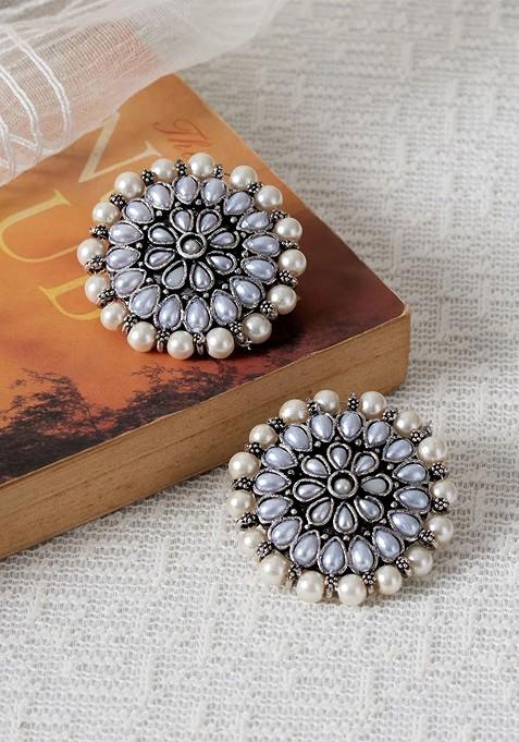 Contemporary Studs Earrings
