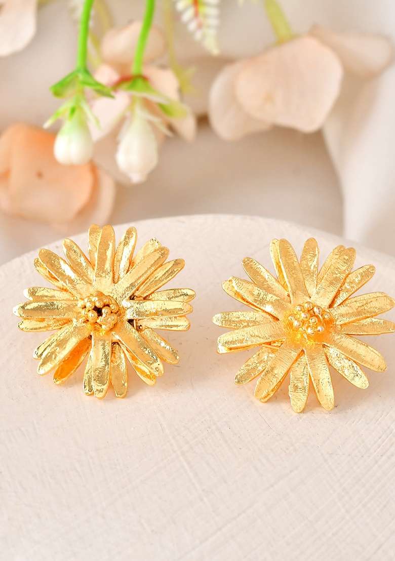 18K Gold Plated Anti Tarnish Elegent Floral Shaped Stud Earrings - Indya
