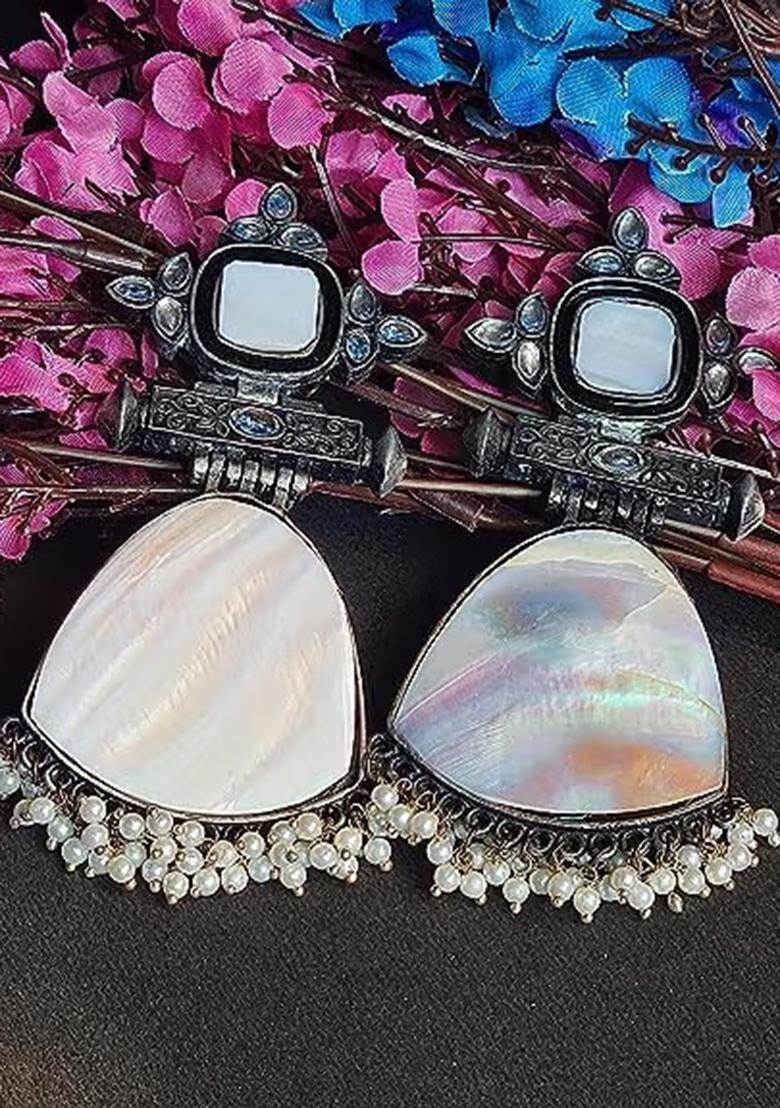 Marble Finish Casual Stud Earrings For Women