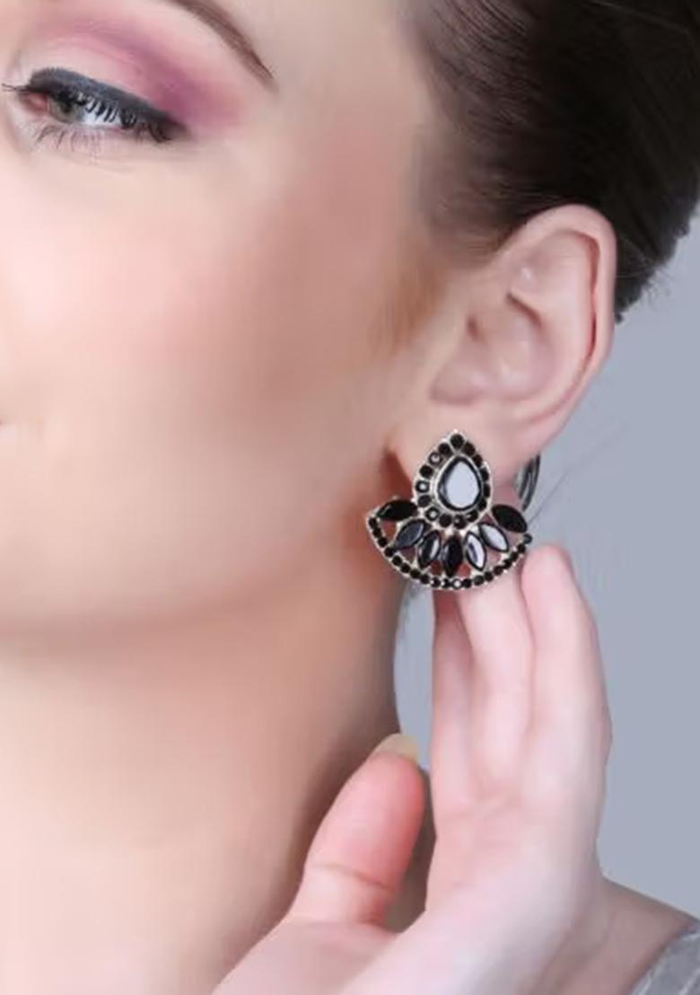 Black Statement Earrings With 1 Big And 7 Small Drops