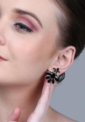 Black Double C Kundan Earrings For Women
